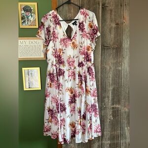 Torrid White Floral Dress